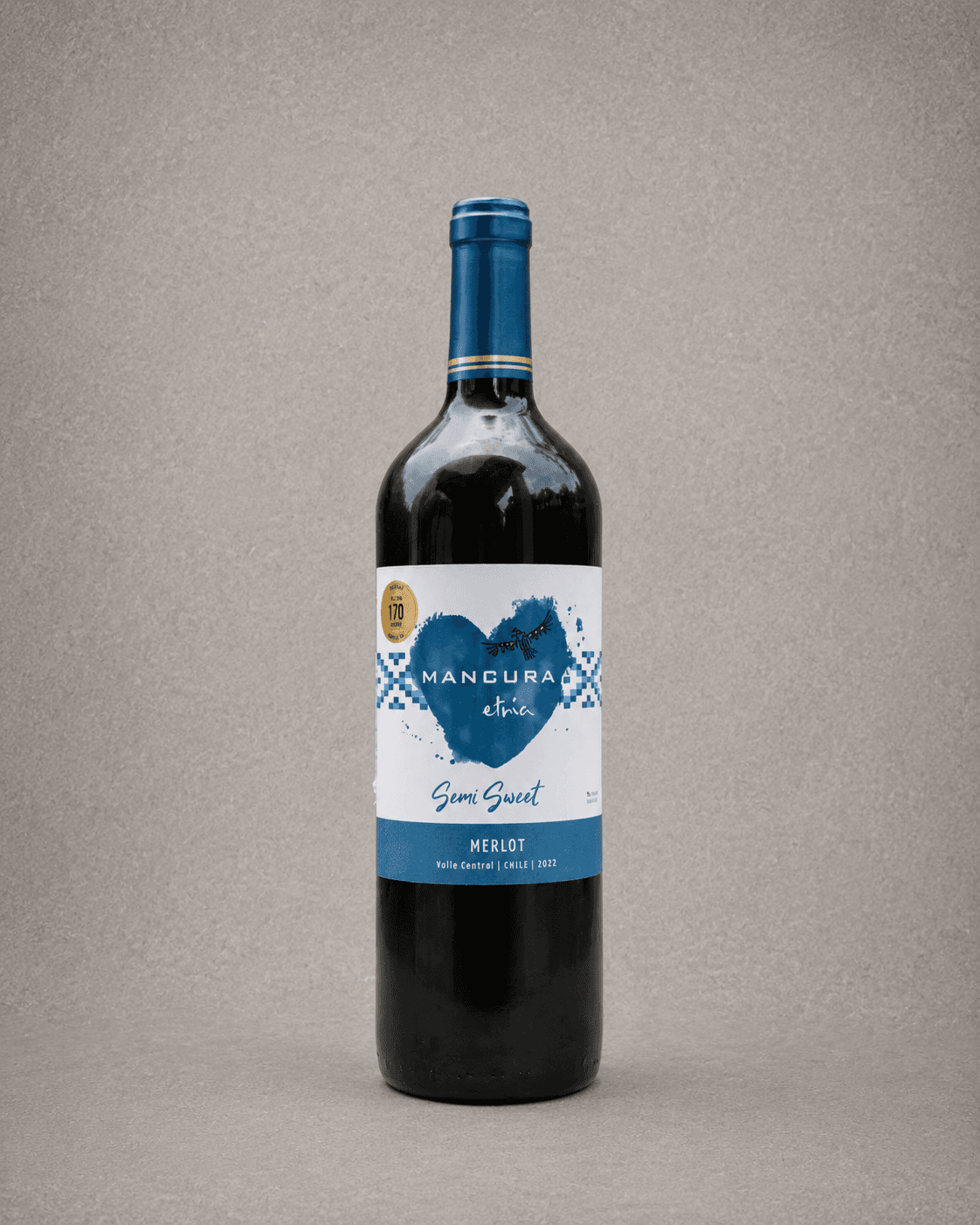 Vino etnia mancura semi sweet merlot