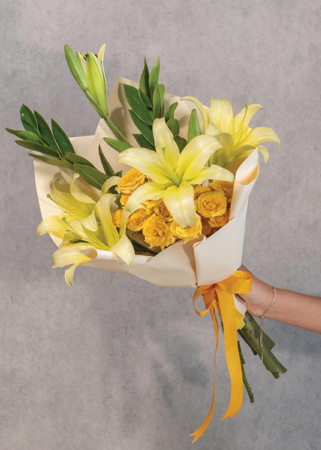 AM08 The Lily Rose Bouquet